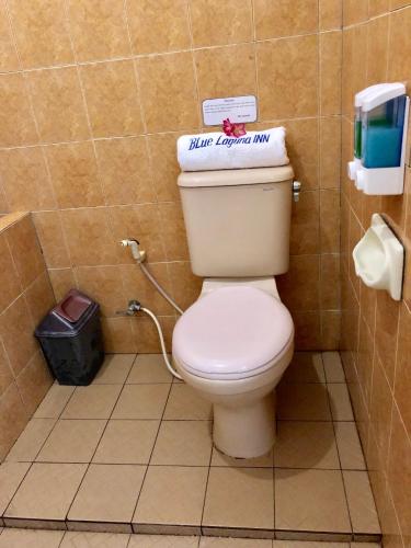Kamar Standart 2p di Blue Laguna (Pusat Kota View Laut)