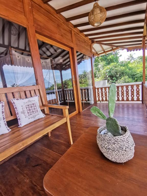 Kamar Bungalow 2p di Mirable Joglo Village Resort (Bukit View Laut)