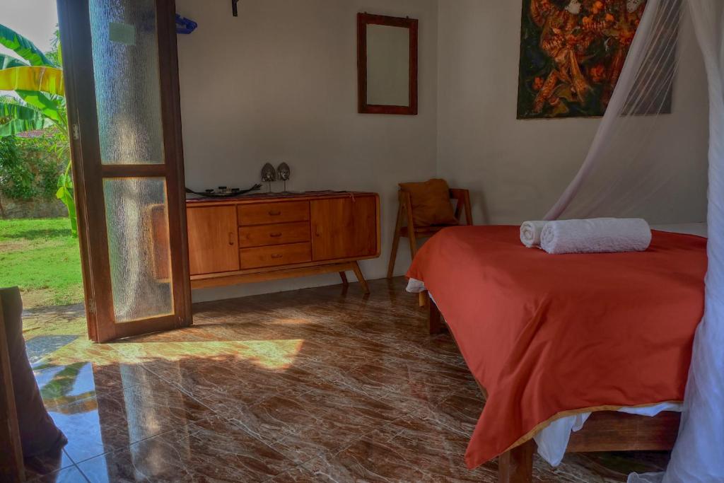 Kamar Deluxe Bungalow 2p di Ayu Hotel & Resort (Pusat Kota)