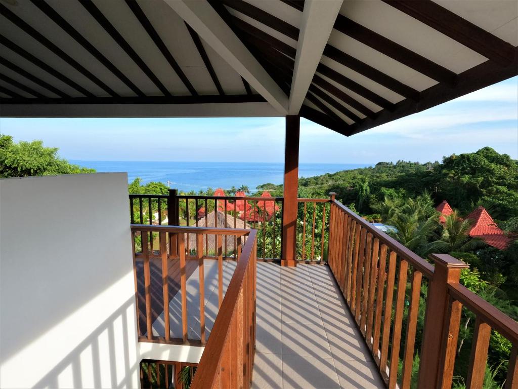 Kamar Full Villa 8p di Mirable Joglo Village Resort (Bukit View Laut)