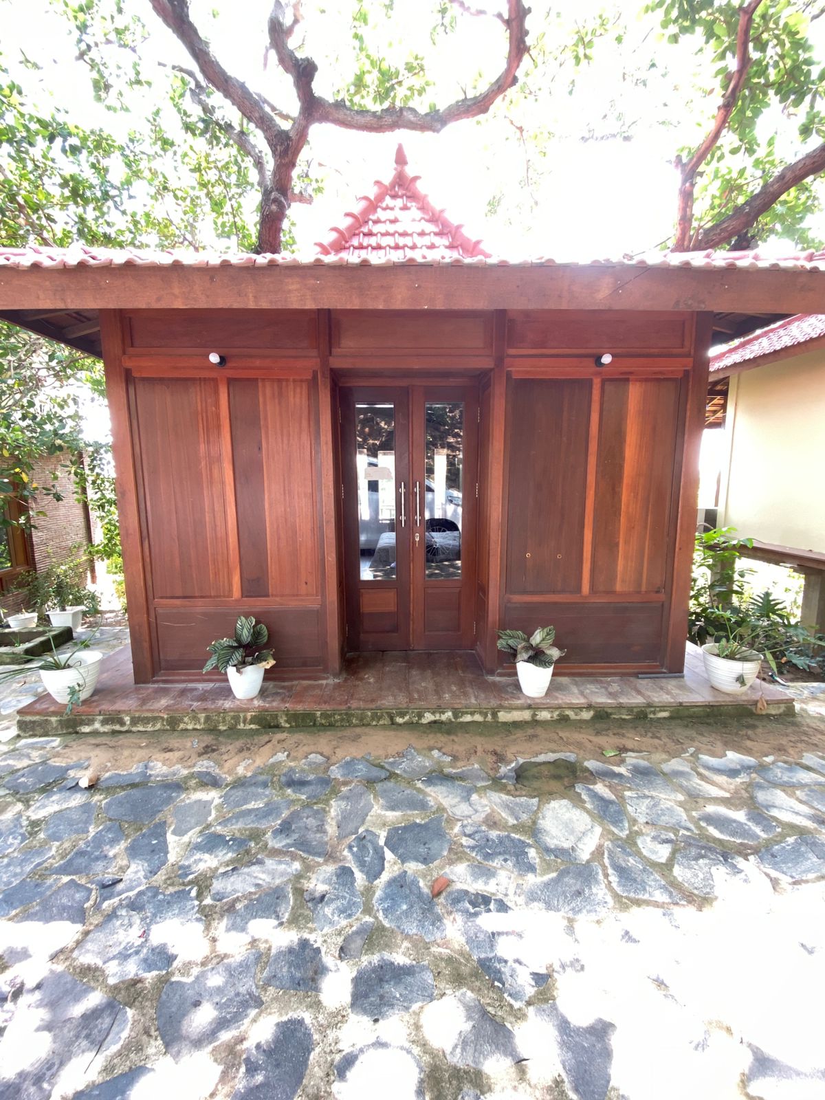 Kamar Wooden House 2p di Big K Hostel (Bukit View Laut)