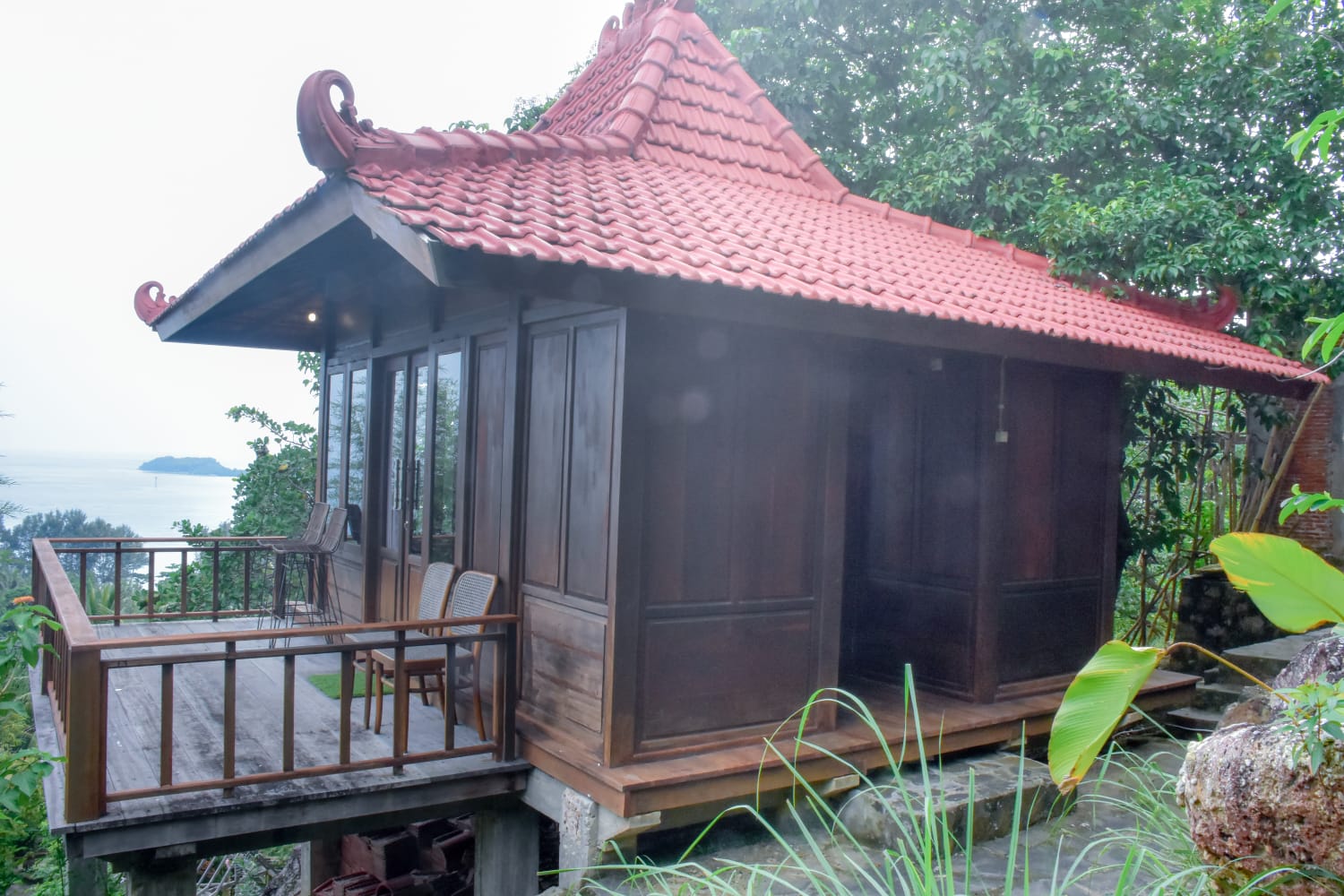 Kamar Honeymoon Room 2p di Big K Hostel (Bukit View Laut)