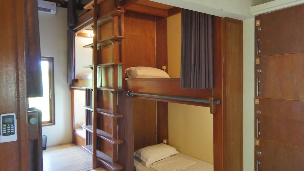 Kamar Dormitory 1p di Big K Hostel (Bukit View Laut)