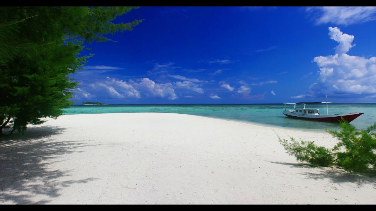 Indahnya Pulau Galeang Di Karimunjawa
